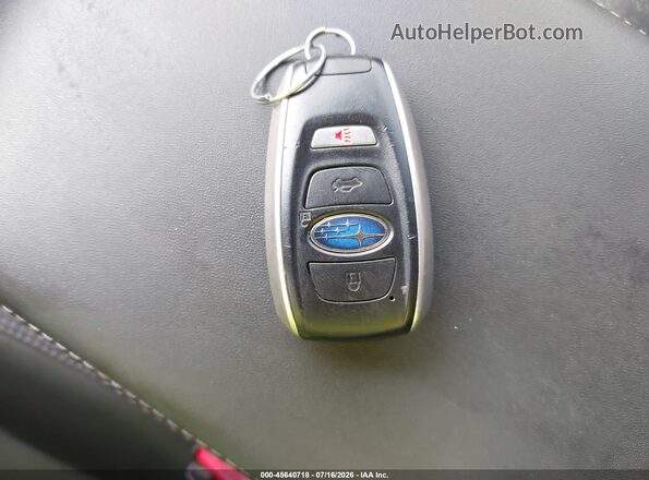 4S4BSENC4K3226557 2019 SUBARU OUTBACK Silver Vista del salpicadero