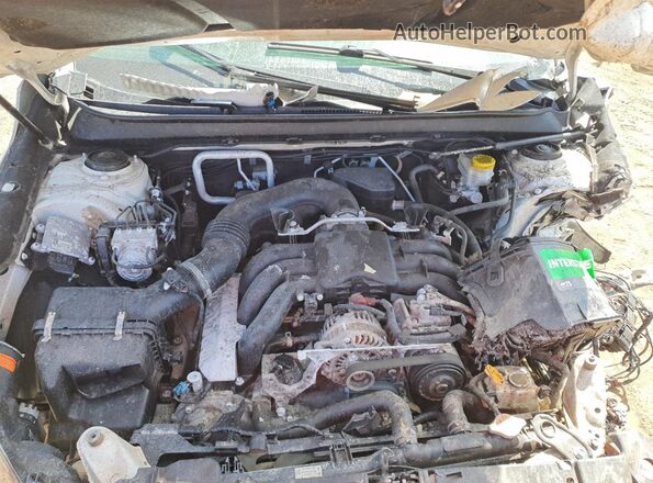 4S4BSENC5H3225345 2017 SUBARU OUTBACK White Սալոնի հետևի տեսք