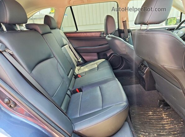 4S4BSENC5H3292852 2017 SUBARU OUTBACK Gray Rear interior view