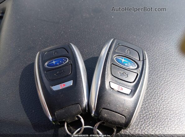 4S4BSENC6H3283609 2017 SUBARU OUTBACK Champagne Vista del salpicadero