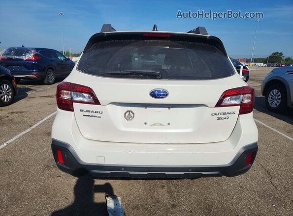 4S4BSENC8K3255611 2019 SUBARU OUTBACK White Вид ззаду