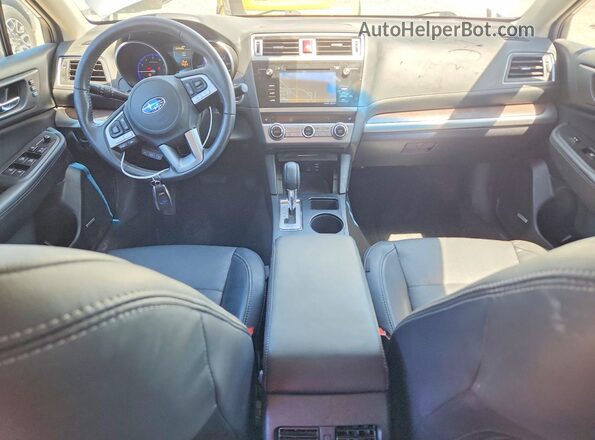 4S4BSENC9H3400583 2017 SUBARU OUTBACK Серебряный Вид панели приборов