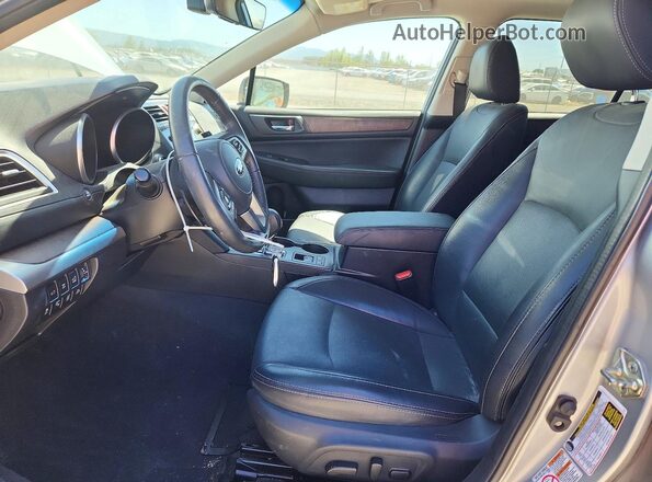 4S4BSENC9H3400583 2017 SUBARU OUTBACK Серебряный Вид салона спереди