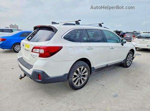 4S4BSETC0K3268565 2019 SUBARU OUTBACK White Rear right