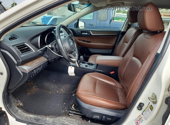 4S4BSETC0K3268565 2019 SUBARU OUTBACK White Front interior view