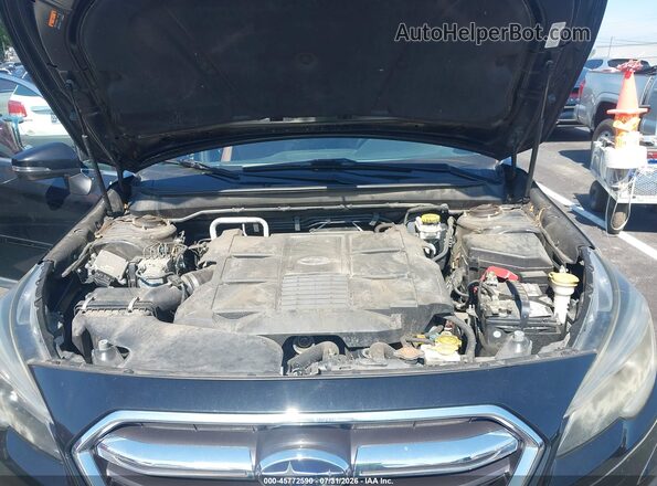 4S4BSETC4J3370434 2018 SUBARU OUTBACK Black Widok z tyłu