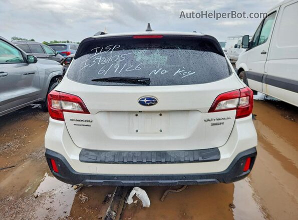 4S4BSETC5J3234765 2018 SUBARU OUTBACK White Вид ззаду