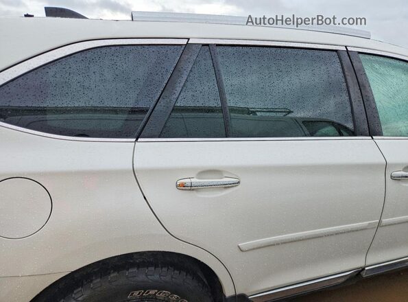 4S4BSETC5J3234765 2018 SUBARU OUTBACK White Вид задніх сидінь