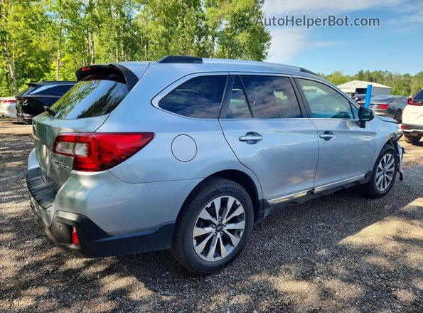 4S4BSFTC2J3237614 2018 SUBARU OUTBACK Silver Tył prawy