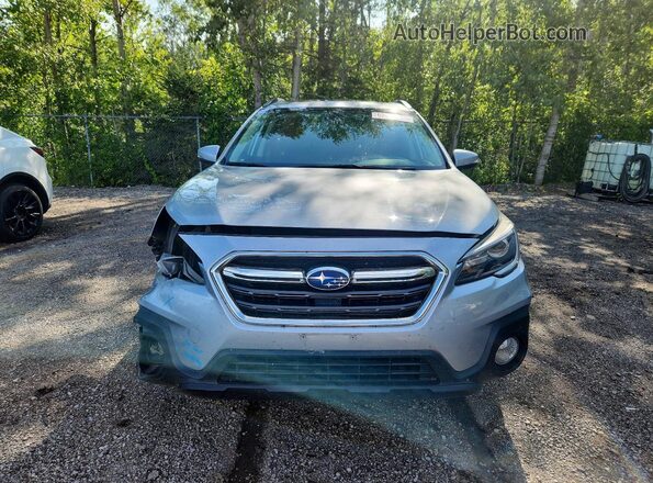 4S4BSFTC2J3237614 2018 SUBARU OUTBACK Silver Widok z przodu