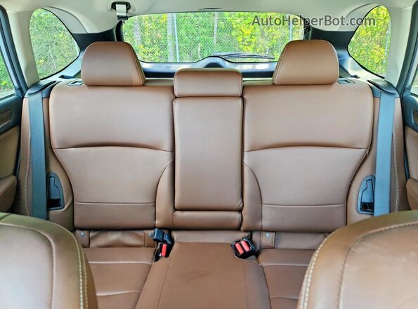 4S4BSFTC2J3237614 2018 SUBARU OUTBACK Silver Widok tylnych siedzeń