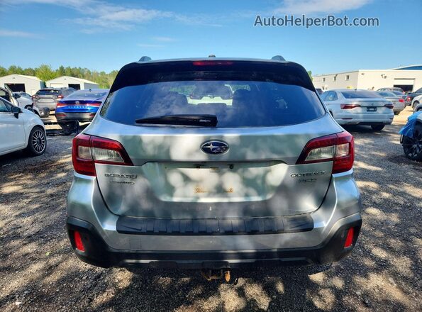 4S4BSFTC2J3237614 2018 SUBARU OUTBACK Silver Widok z tyłu