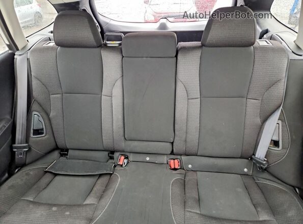 4S4BTACC0L3255760 2020 SUBARU OUTBACK White Rear seats view