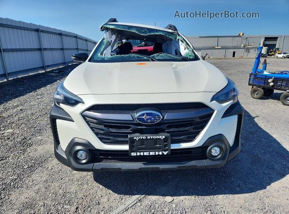4S4BTACC0R3190885 2024 SUBARU OUTBACK White Widok z przodu