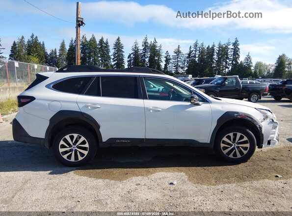 4S4BTACC2R3242940 2024 SUBARU OUTBACK White Vista interior trasera