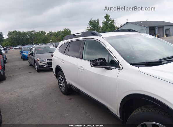 4S4BTACC3N3280803 2022 SUBARU OUTBACK White უკანა სალონის ხედი