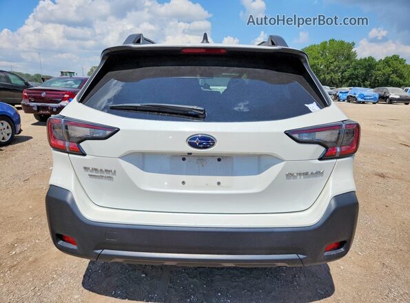 4S4BTACC4P3117273 2023 SUBARU OUTBACK White Rear view