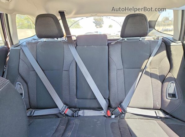 4S4BTACCXS3145961 2025 SUBARU OUTBACK Silver უკანა სავარძლების ხედი
