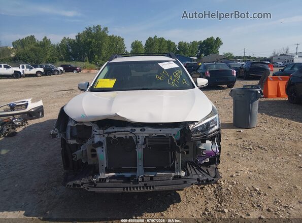 4S4BTADC1M3144201 2021 SUBARU OUTBACK White Rear interior view