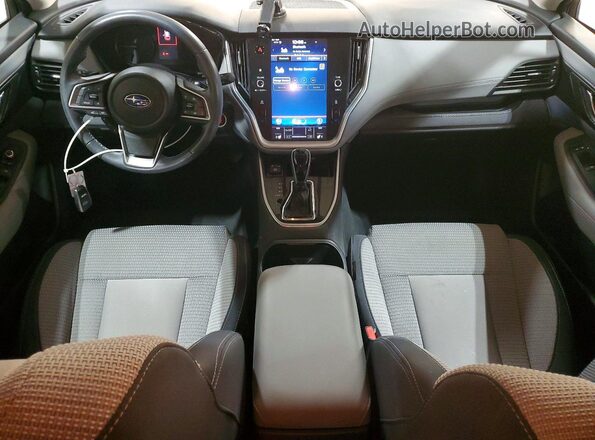 4S4BTADC2M3198252 2021 SUBARU OUTBACK Silver Vista del salpicadero