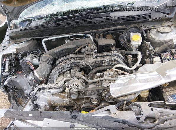 4S4BTADC2R3228745 2024 SUBARU OUTBACK Silver Հետևի տեսք