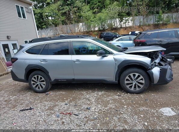 4S4BTADC4R3163137 2024 SUBARU OUTBACK Silver Rear interior view
