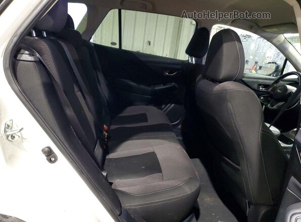 4S4BTADC8R3245923 2024 SUBARU OUTBACK White უკანა სალონის ხედი
