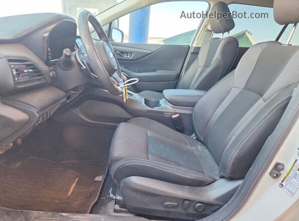 4S4BTAFC0S3106193 2025 SUBARU OUTBACK White Սալոնի դիմացի տեսք
