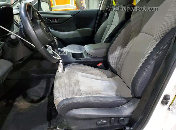4S4BTAFC3N3152380 2022 SUBARU OUTBACK White Widok wnętrza z przodu