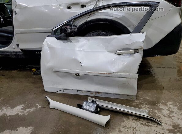 4S4BTAFC3N3152380 2022 SUBARU OUTBACK White Widok naklejki z numerem VIN