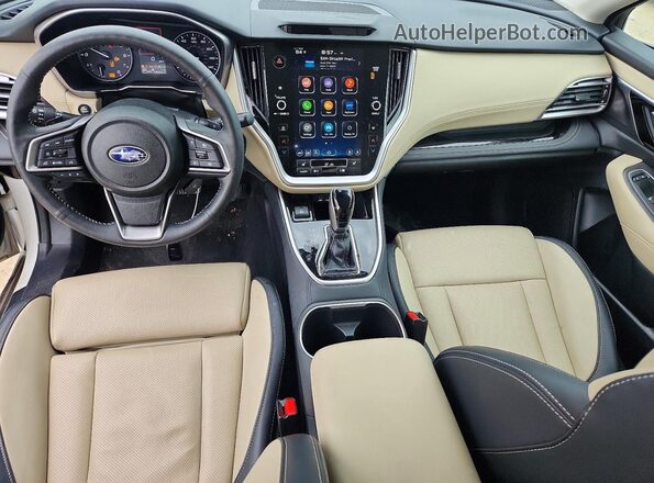 4S4BTANC0R3203552 2024 SUBARU OUTBACK White Widok deski rozdzielczej