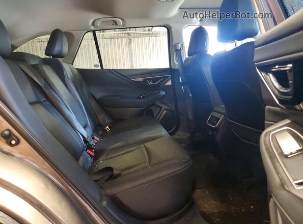4S4BTANC1R3300081 2025 SUBARU OUTBACK Brown Widok wnętrza z tyłu