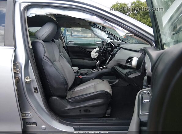 4S4BTANC2M3112176 2021 SUBARU OUTBACK Silver Vista interior delantera
