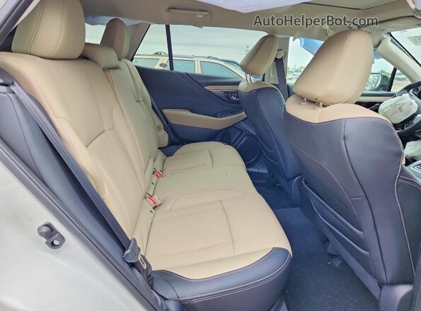 4S4BTANC2S3260468 2025 SUBARU OUTBACK White Rear interior view