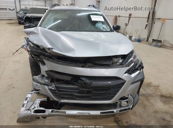 4S4BTANC3S3222537 2025 SUBARU OUTBACK Silver Widok z przodu