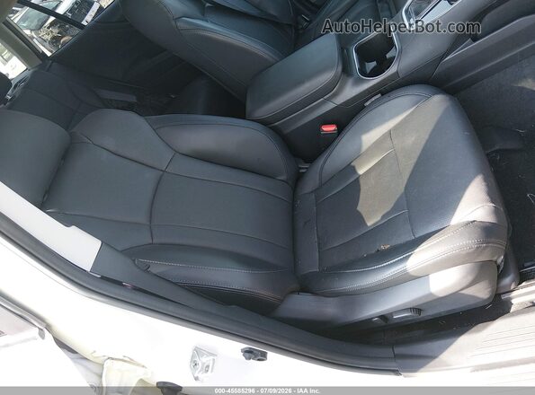 4S4BTANC5R3277422 2024 SUBARU OUTBACK White წინა სალონის ხედი