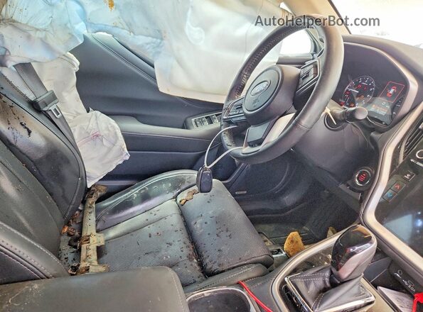 4S4BTANC6P3204931 2023 SUBARU OUTBACK Серебряный Вид салона спереди