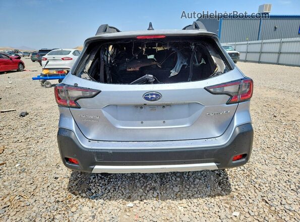 4S4BTANC6P3204931 2023 SUBARU OUTBACK Серебряный Вид сзади