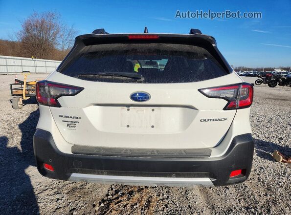 4S4BTANC6S3110234 2025 SUBARU OUTBACK White უკანა ხედი