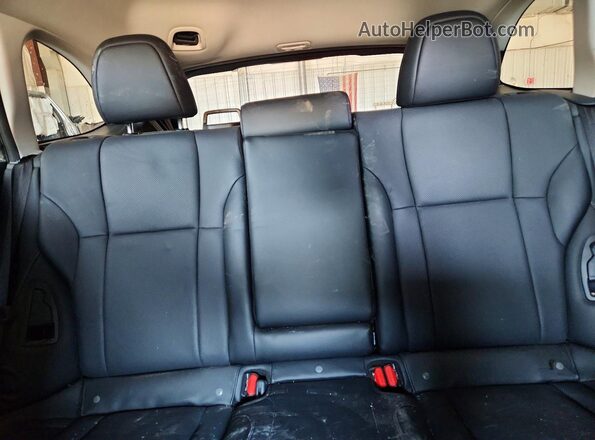 4S4BTANC7S3201271 2025 SUBARU OUTBACK Maroon უკანა სავარძლების ხედი