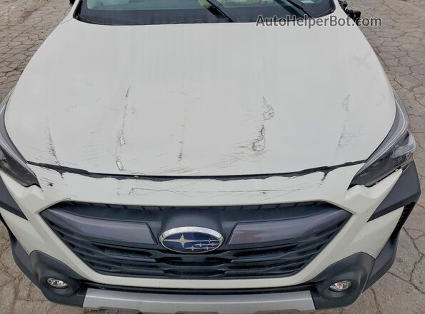 4S4BTANC7S3258795 2025 SUBARU OUTBACK White Vista del compartimento del motor