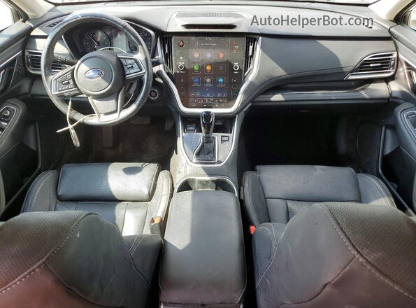 4S4BTAPC7P3132568 2023 SUBARU OUTBACK Silver Widok deski rozdzielczej