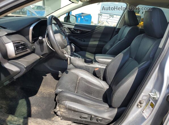 4S4BTAPC7P3132568 2023 SUBARU OUTBACK Silver Widok wnętrza z przodu