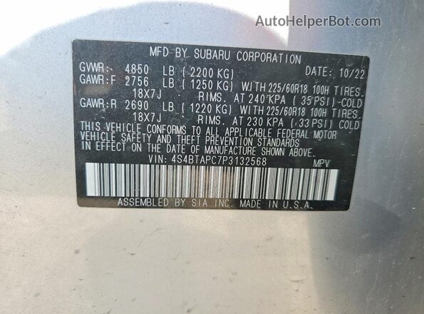 4S4BTAPC7P3132568 2023 SUBARU OUTBACK Silver Widok naklejki z numerem VIN