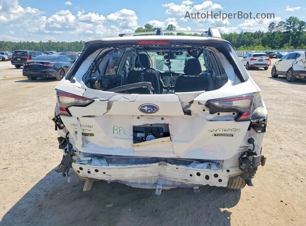 4S4BTAPC7R3297068 2024 SUBARU OUTBACK White Rear view