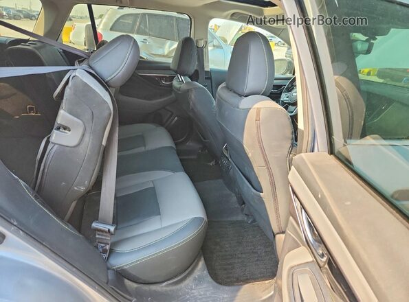 4S4BTGLD0M3225901 2021 SUBARU OUTBACK Silver Widok tylnych siedzeń