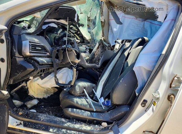 4S4BTGLD5M3137670 2021 SUBARU OUTBACK Белый Вид салона спереди