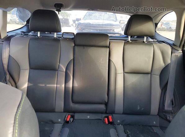 4S4BTGLD6N3217416 2022 SUBARU OUTBACK Green უკანა სავარძლების ხედი