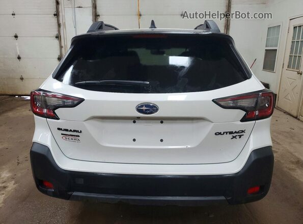 4S4BTGLD8P3158940 2023 SUBARU OUTBACK White Հետևի տեսք