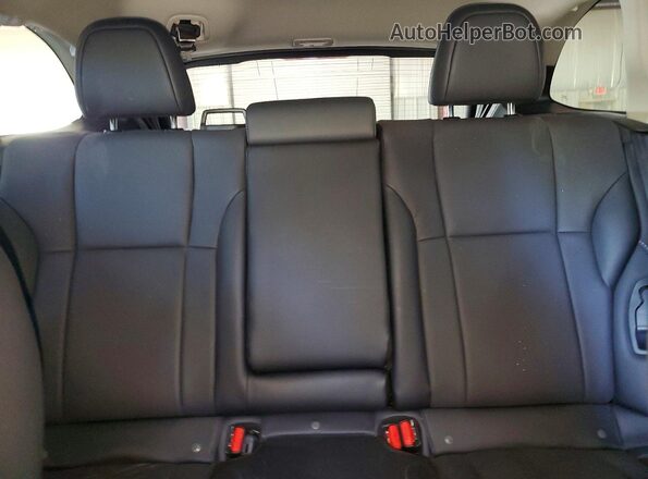 4S4BTGND3R3170574 2024 SUBARU OUTBACK Белый Вид задних сидений